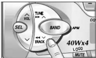 PANASONIC CQRG131U - Operación baja del radio - 4