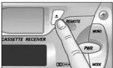 PANASONIC CQR221U - Rewind and Fast Forward - 2