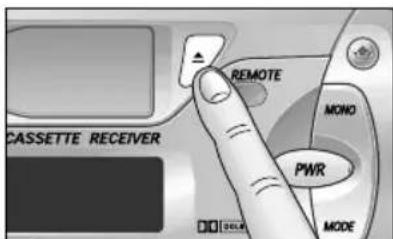 PANASONIC CQR221U - Rebobinado y Avance Rápido - 2