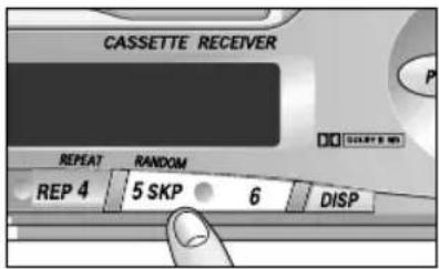 PANASONIC CQR221U - Repeating a Track - 1