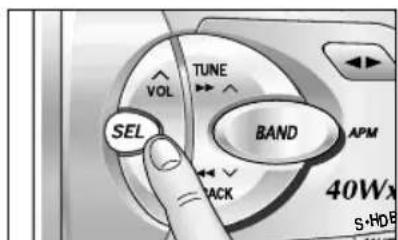 PANASONIC CQR221U - Changing Audio Modes - 1
