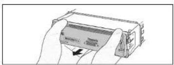 PANASONIC CQDPX153U - Para extraer el aparato - 5