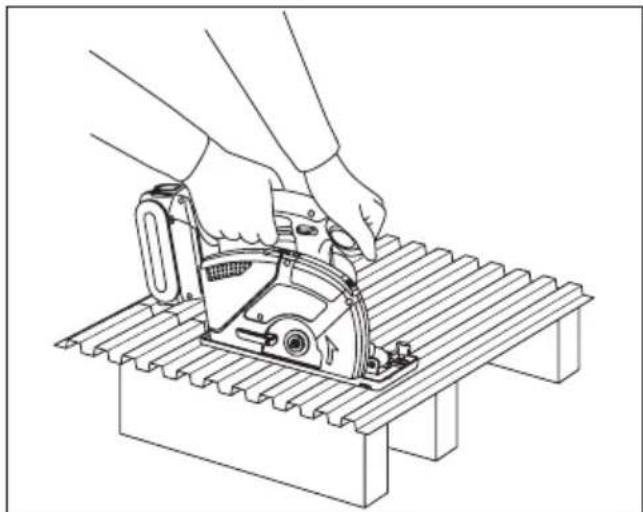 PANASONIC EY4542 - Coupe de pieces fines ou en tôle ondulée; - 2