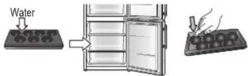 PANASONIC NRBD31EW1 - Making ice cubes - 2