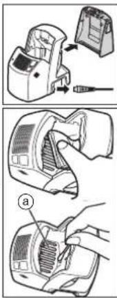 PANASONIC ESLF71 - Cleaning the self-cleaning recharger - 1