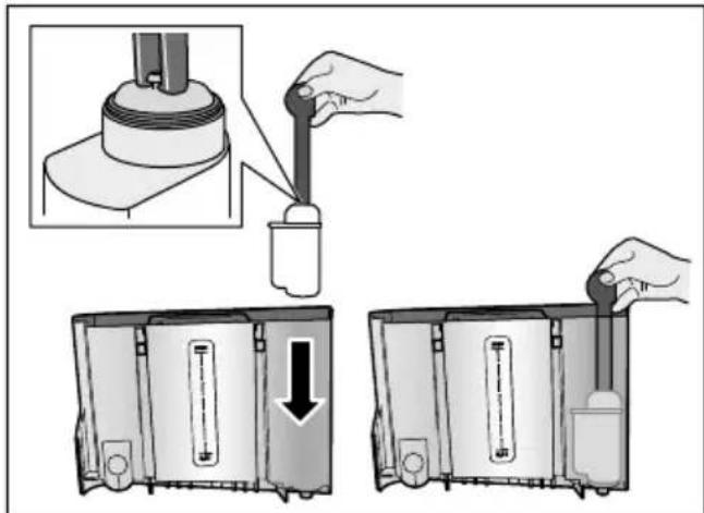 SIEMENS EQ.9 extraKlasse TI917F31DE - Inserting or replacing a water filter - 1