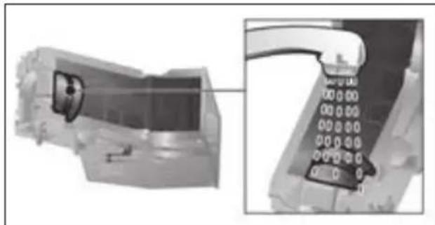 SIEMENS EQ.6 s300 TE613501DE - Cleaning the brewing unit (Figure G) - 3