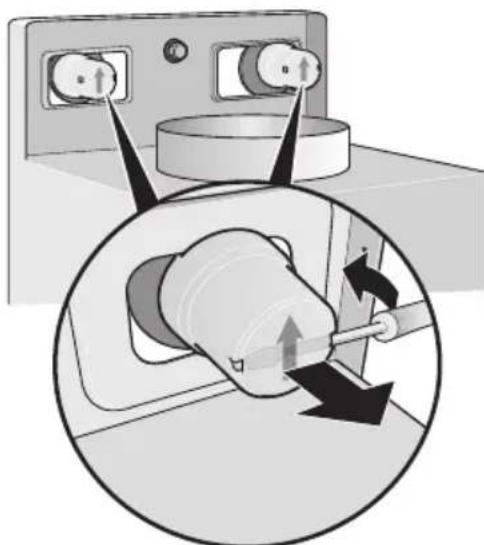 BOSCH DWT093650 - Desmontar las caperuzas de seguridad - 1