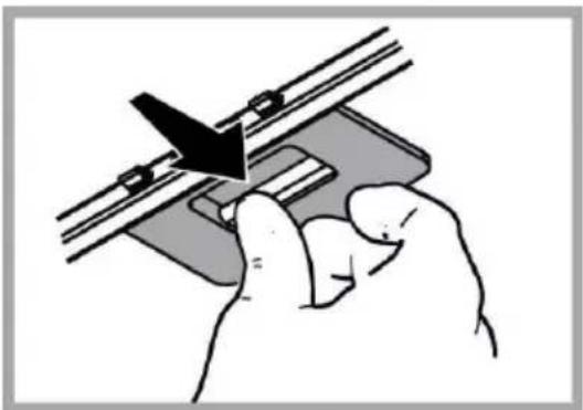 HOTPOINT HCT 64 F L SS - Обслуговування жирових фільтрів - 1