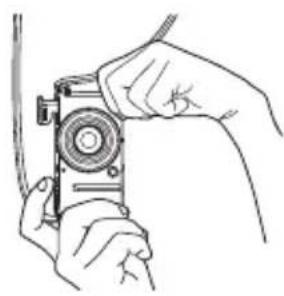 CASIO Exilim EX10 - 正确握持相机 - 2