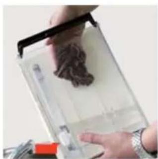 ROTEL U2763CH - Cleaning the water tank - 3