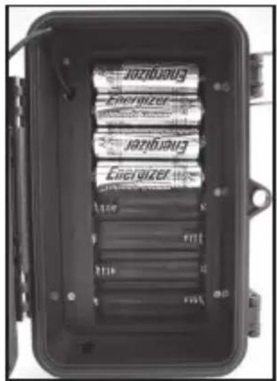 BUSHNELL Trophy Cam 119636 - Sostituzione delle batterie - 1