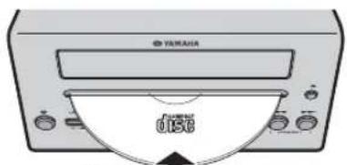 YAMAHA MCRB043DAB - Naar een cd luisteren - 2