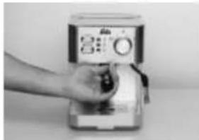 Solis Primaroma 1010 - MISE EN PLACE DU PORTE-FILTR - 2
