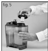 Solis Ultrasonic Pure 7217 - APPORTARE LA CARTUCCIA DECALCIFICANTE E VERSAMENTO DELL'ACQUA NEL SERBATOIO - 5