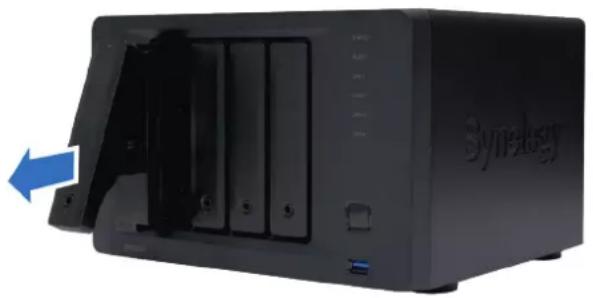 SYNOLOGY DVA3219 - Installation des disques - 2
