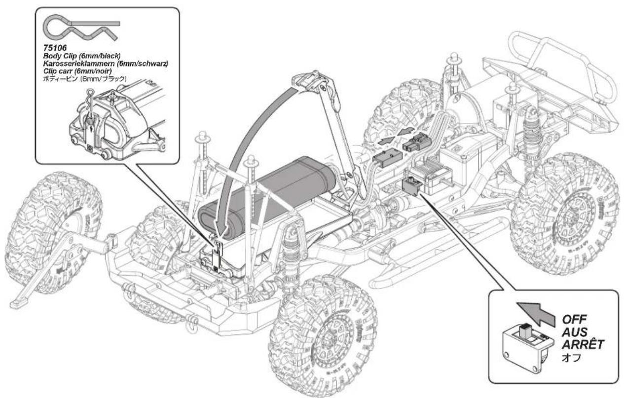 HPI Racing Venture Toyota FJ Cruiser - Battery Installation Einbau des Fahrakkus Mise en place de la batterie ローテーの搭載 - 1