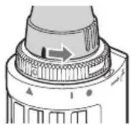 PANASONIC ERGN300 - How to remove the blade - 1