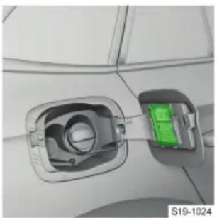 SKODA Scala (2019) - Σπάτουλα για τον πάγο στο κάλυμμα του ρεζερβουάρ - 1