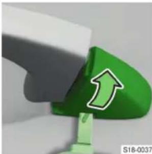 SKODA Scala (2019) - Μηχανικό ξεκλείδωμα και κλείδωμα της πόρτας - 1