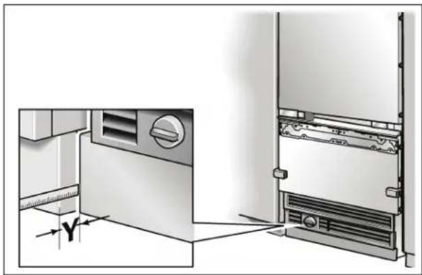 GAGGENAU Vario RB 491 700 - Fixation du bandeau de socle - 4