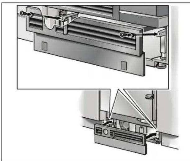 GAGGENAU Vario RB 491 700 - Attaching the toe kick panel - 8