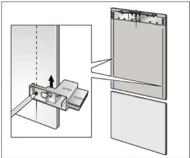 GAGGENAU Vario RB 491 700 - Fixation et alignment de la porte de meuble (compartiment réfrigérateur) - 3