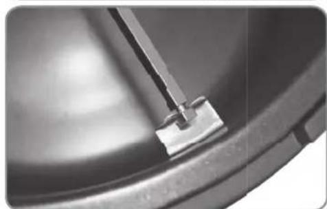 Gourmetmaxx 00974200125 - Using the Rotating Spit - 5