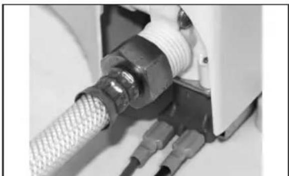 DOMETIC MasterFlush MF 7220 - Opaski zaciskowe na przewodzie odpradowazajocym - 1