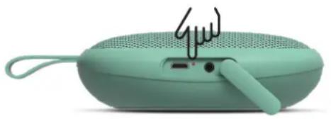 FRESH N REBEL Rockbox Bold XS - Carga el.altavoz con el cable Micro USB. - 1