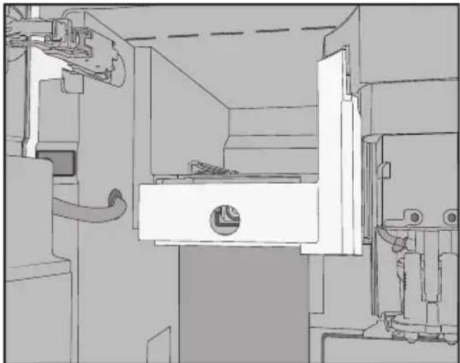 MIELE CVA 7845 - Retirer la vanne de lait - 2