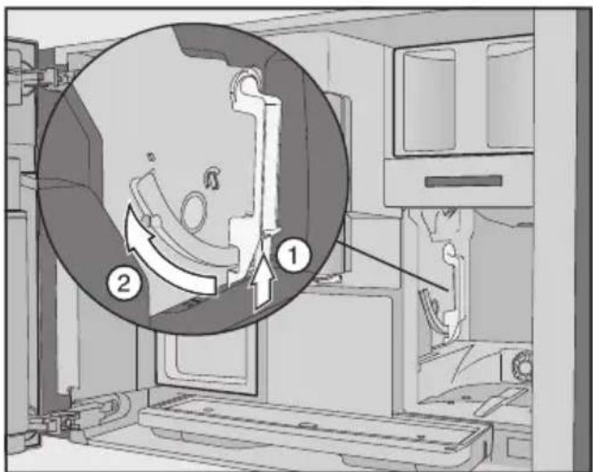 MIELE CVA 7845 - Sortir l'unité de percolation - 2