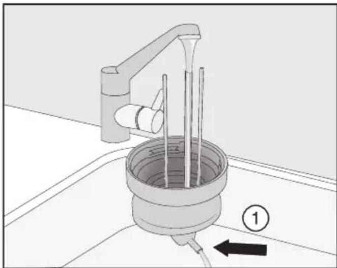 MIELE CVA 7440 - Nettoyer le recipient à lait avec couvercle - 1
