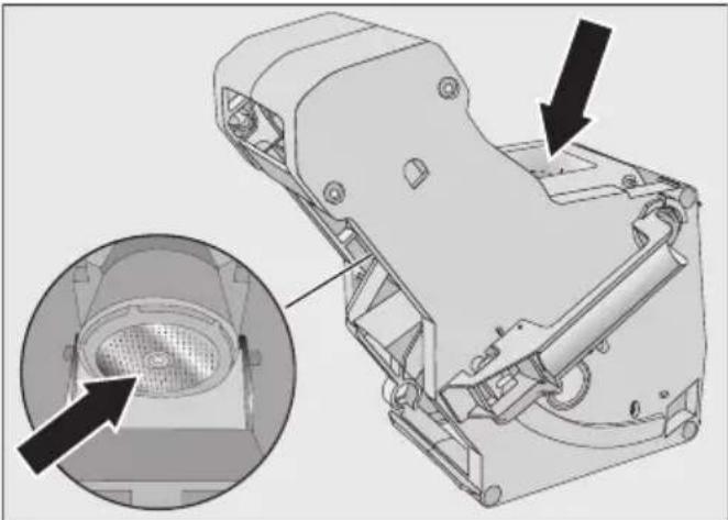 MIELE CVA 7440 - Nettoyer l'unité de percolation - 1