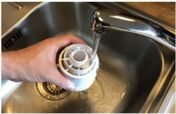 Clean Air Optima CA606 - Příprava vodního filtru W-01W zařízení Clean Air Optima® - 1