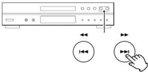 TASCAM CDP1260 - Sostenga oprimido el boton Skip (1-< o >1). - 1