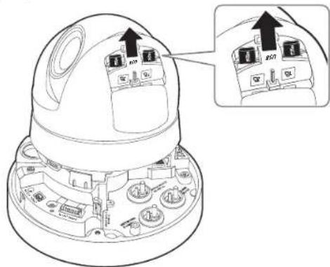 Hanwha XNP6120H - Retrait d'une carte mémoire Micro SD - 1