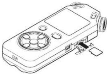 TASCAM DR05X - Insertion d'une carte - 1