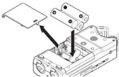 TASCAM DR40X - Batterien einlegen - 1