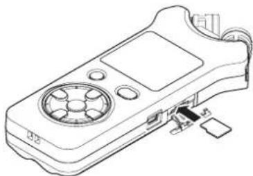 TASCAM DR07X - Insertion d'une carte - 1