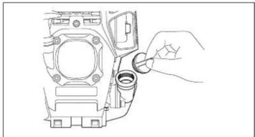 MAKITA EM2654LH - Tip 1 bij het verversen van de olie: "Oliepeilstok" - 3