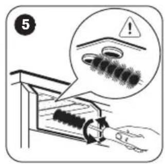 ZANUSSI ZWF 7143 BW - NETTOYAGE DU DISTRIBUTEUR DE PRODUIT DE LAVAGE - 5