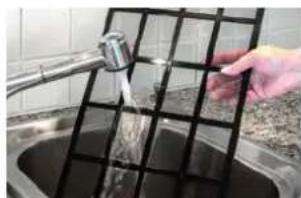 BONECO P340 - CZYSZCZENIE FILTRA WSTEPNEG0 - 1