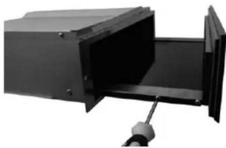 WHIRLPOOL WD 142IXL - Refitting the drawer - 2