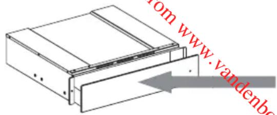 WHIRLPOOL W1114 - Per aprire e chiudere il cassetto, premere la parte centrale del pannello come indicato nella figura. - 1