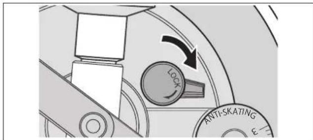 TECHNICS SL1200GR - Po zakończeni regulazioni wysokosci ramienia, zablokowa rami poprzej obróceniePokretta obejmy ramienia. - 1