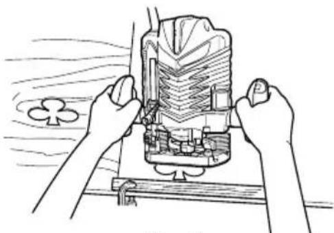 HITACHI M8V2 - ADVERTENCIA: Asegúrese de desconectar (OFF) el interruptor y de desenchufar la clavija del tomacorriente para evaporar serios contratiempos. - 3