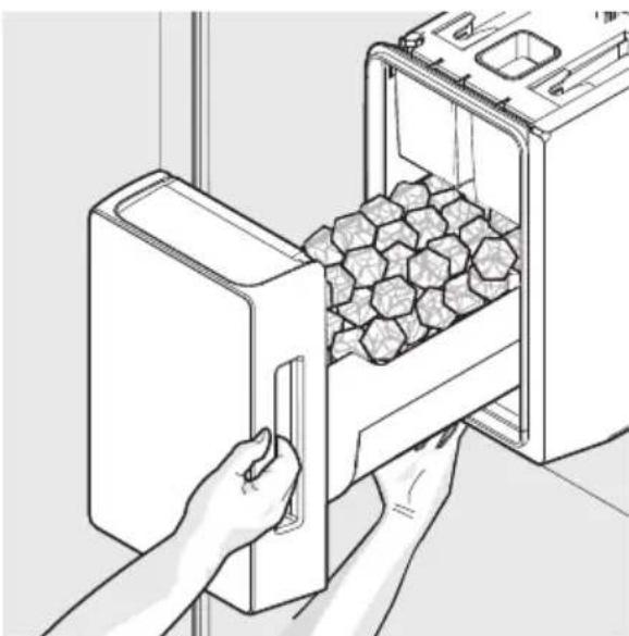 ELECTROLUX LLT9VB52U - Avlagsna och tom isfacket om: - 1