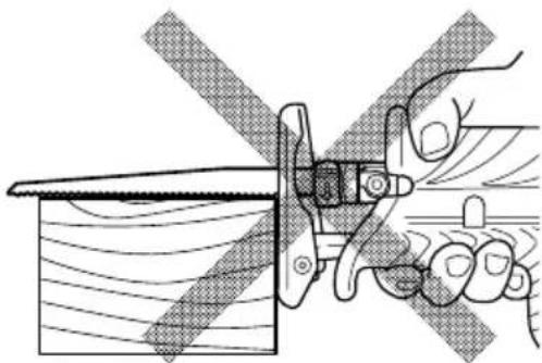 HITACHI CR 13V2 - ATTENTION: - 2