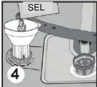 WALTHAM WTLV1245SLV - Chargement du sel dans le réservoir de I'adoucisseur d'eau - 4